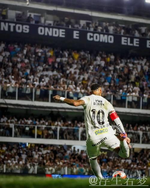 内马尔重返赛场4273天后大放异彩：2万观众见证沙特被戏耍，45分钟7次过人全场最佳